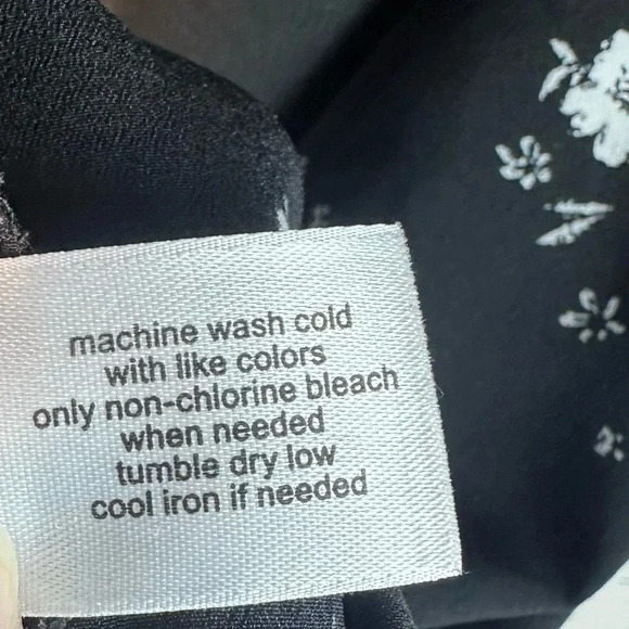 Lane Bryant Black and white Floral Blouse - Picture 6 of 9